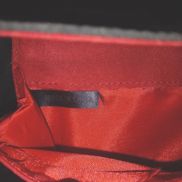 GUC Tommy Hilfiger Wallet 7 1/2X 4. Part Leather/canvas - Picture 9 of 12